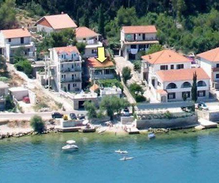 Apartment Roza Trogir Exterior photo